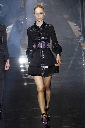 gucci的束腰设计和dolce gabbana如出一辙.