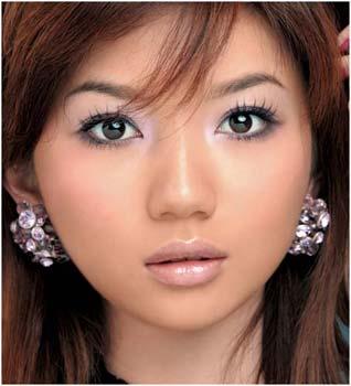 巧修轮廓:5种脸型超级化妆法