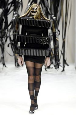 Gareth Pugh 07ﶬ׶