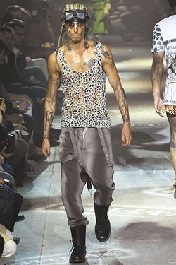 John Galliano08װ