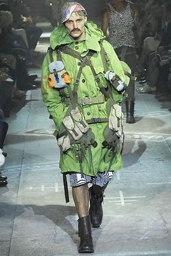 John Galliano08װ