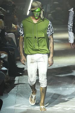 John Galliano08װ