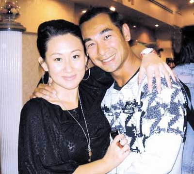 其实,早在2002年赵文卓已经升级当爸爸了,但前女友生下儿子后,却未能