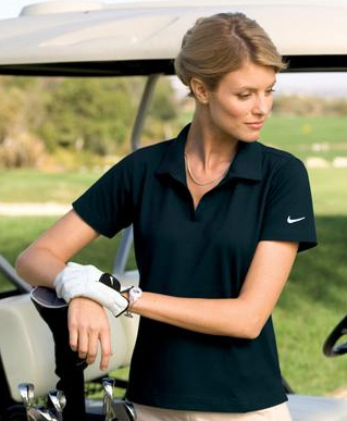 Nike高爾夫女裝T恤 表現女子幽雅氣質  