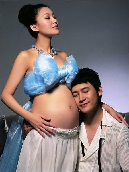 鲍蕾吉雪萍露面畅谈“妈妈经” 鲍蕾吉雪萍露面畅谈“妈妈经”